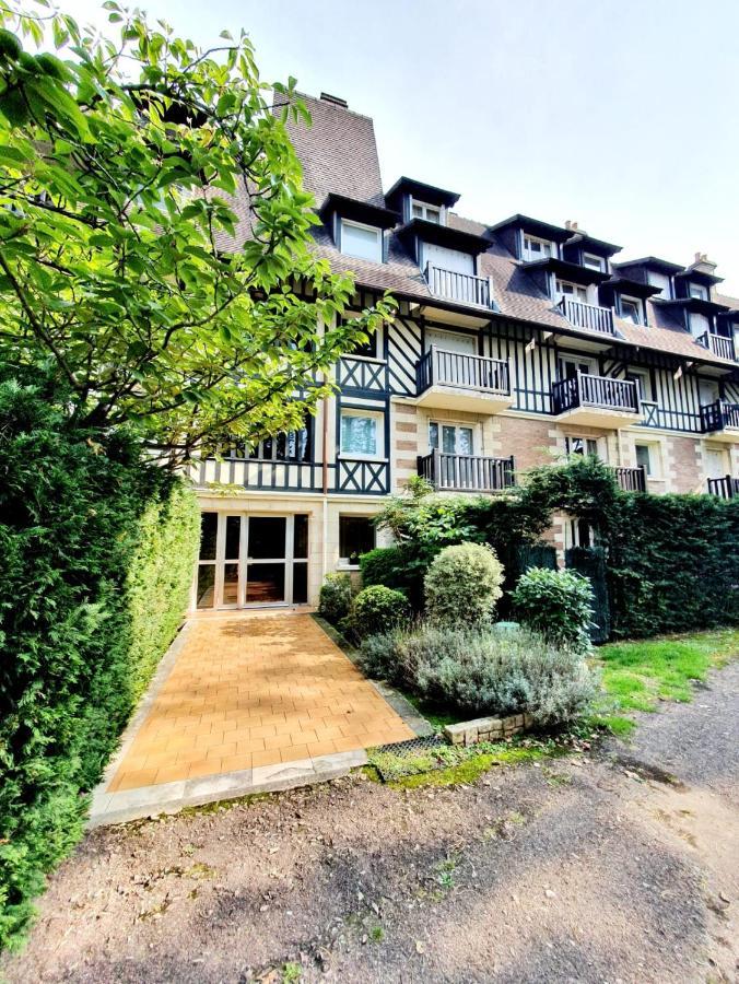 Le Bord De Plage Bénerville-sur-Mer Exterior foto